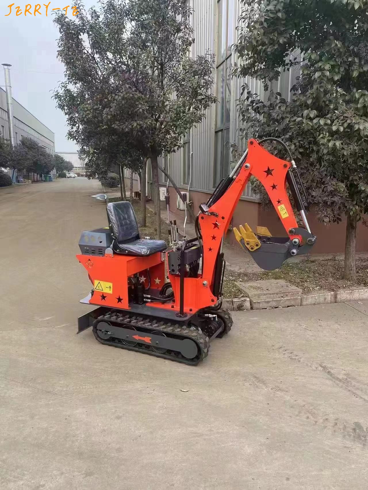 小型挖掘机 家用履带挖土机破碎室内改造农用挖沟机多功能